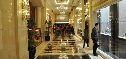 jewellery luxury shops on casino gaming floors